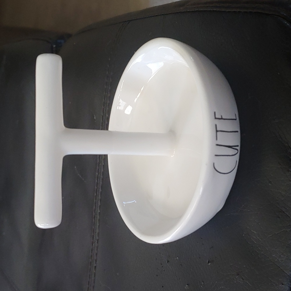 Rae Dunn CUTE Ring Holder